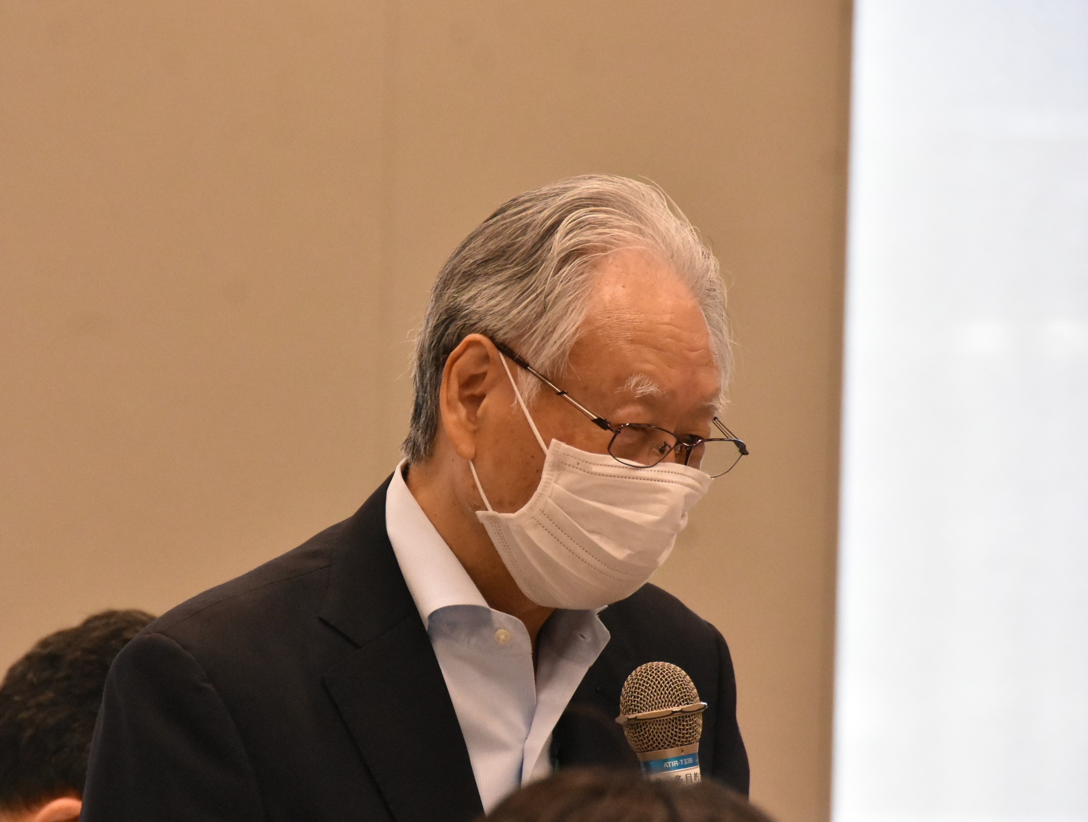 説明する鬼頭宏公立大学協会会長